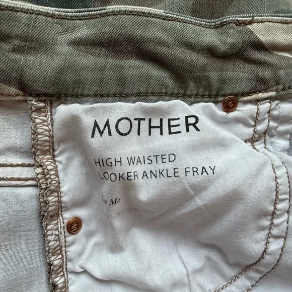 MOTHER High Waisted Looker Ankle Fray in See Me Size 25 - Picture 10 of 13